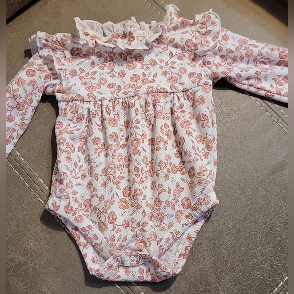Daisy Fuentes Pink Floral Baby Outfit
